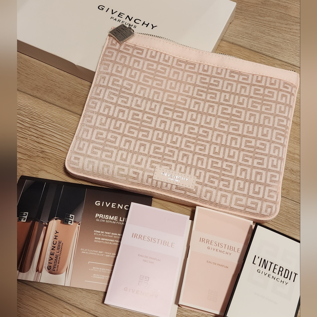 New Givenchy Pink Nude Logo Jacquard Zip Pouch Clutch Bag With 4 Pcs Sample Gift